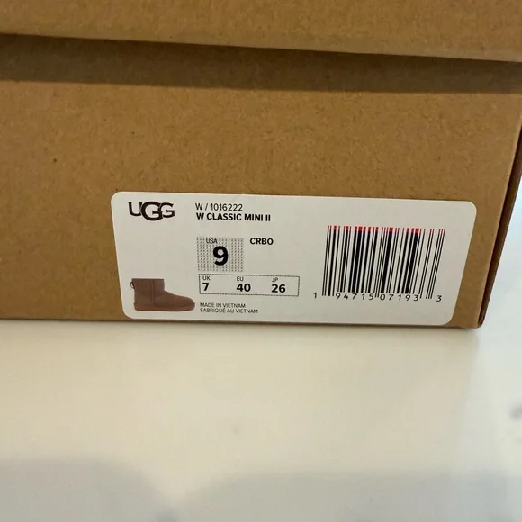 UGG Classic Mini II Boots in Caribou - Picture 3 of 3